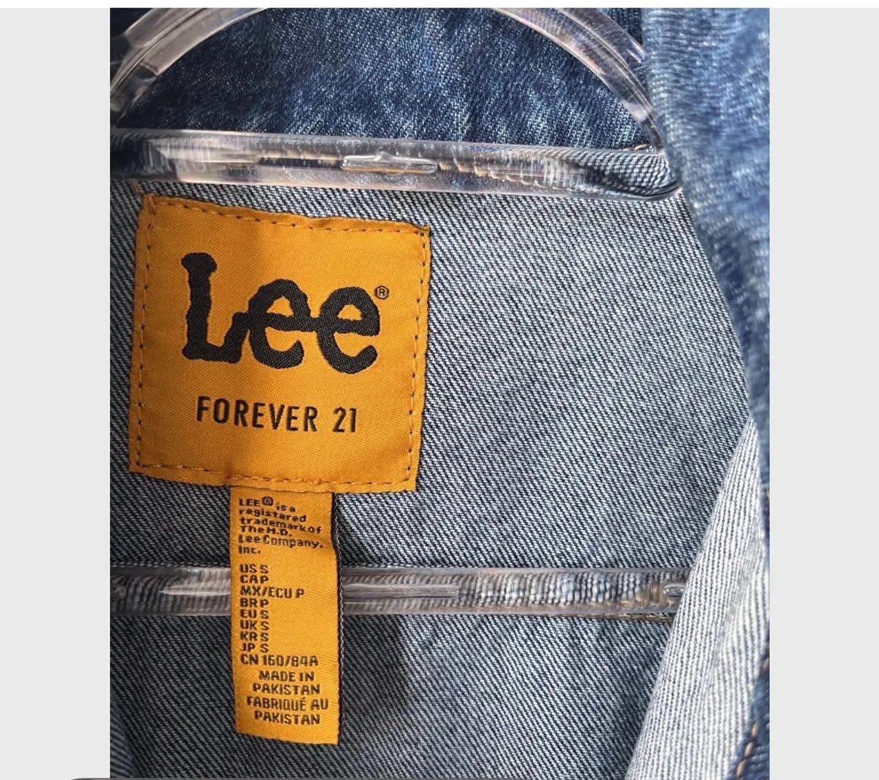 Jaqueta jeans feminina Levis  - Foto 4