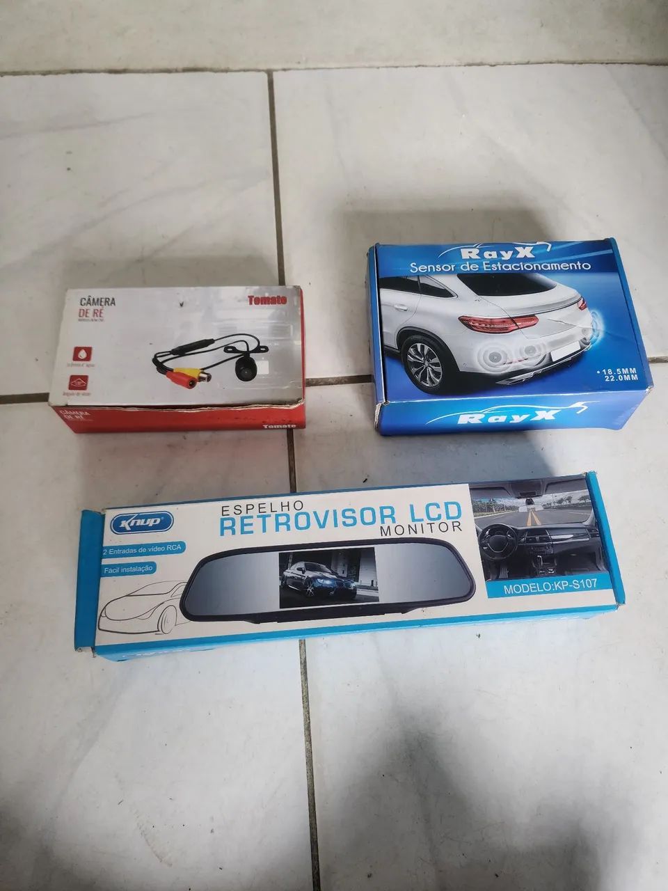 Kit câmera de ré e retrovisor para carro