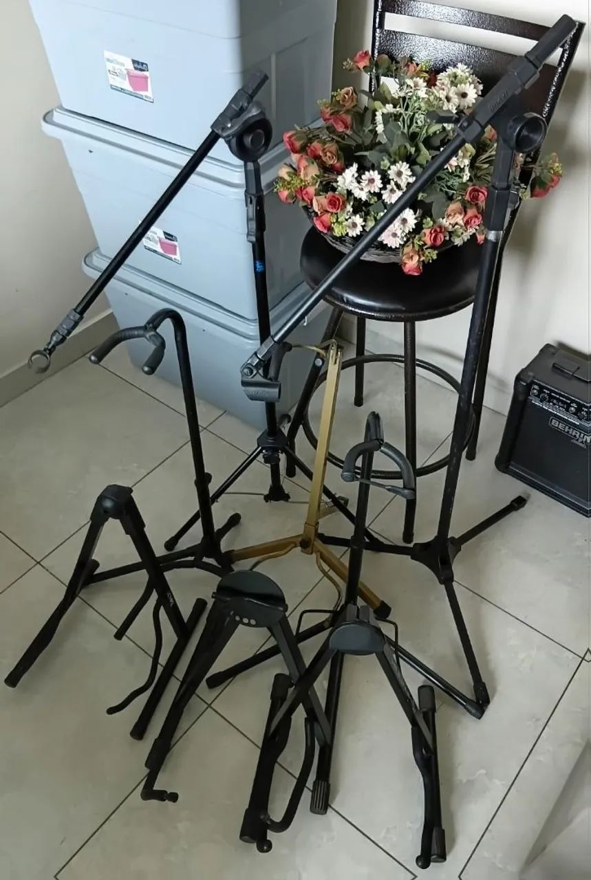 Kit Pedestais para instrumentos e microfones 