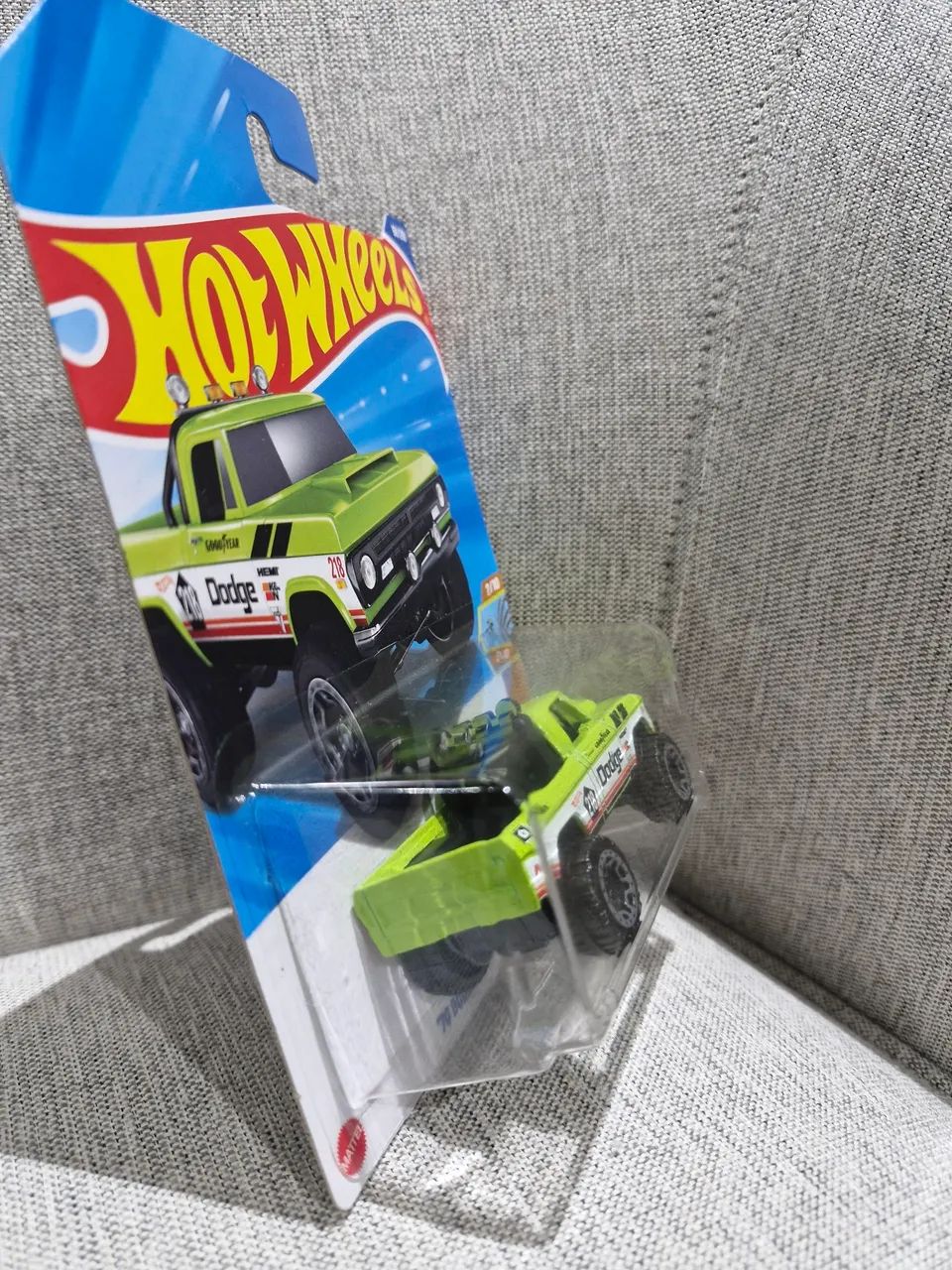 HOTWHEELS 70 DODGE POWER WAGON  - Foto 3