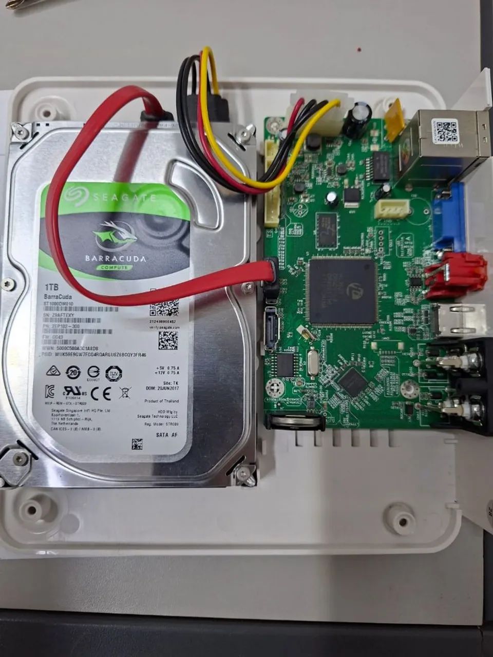 DVR Alive 4 canais com HD de 1 Tb - Foto 2