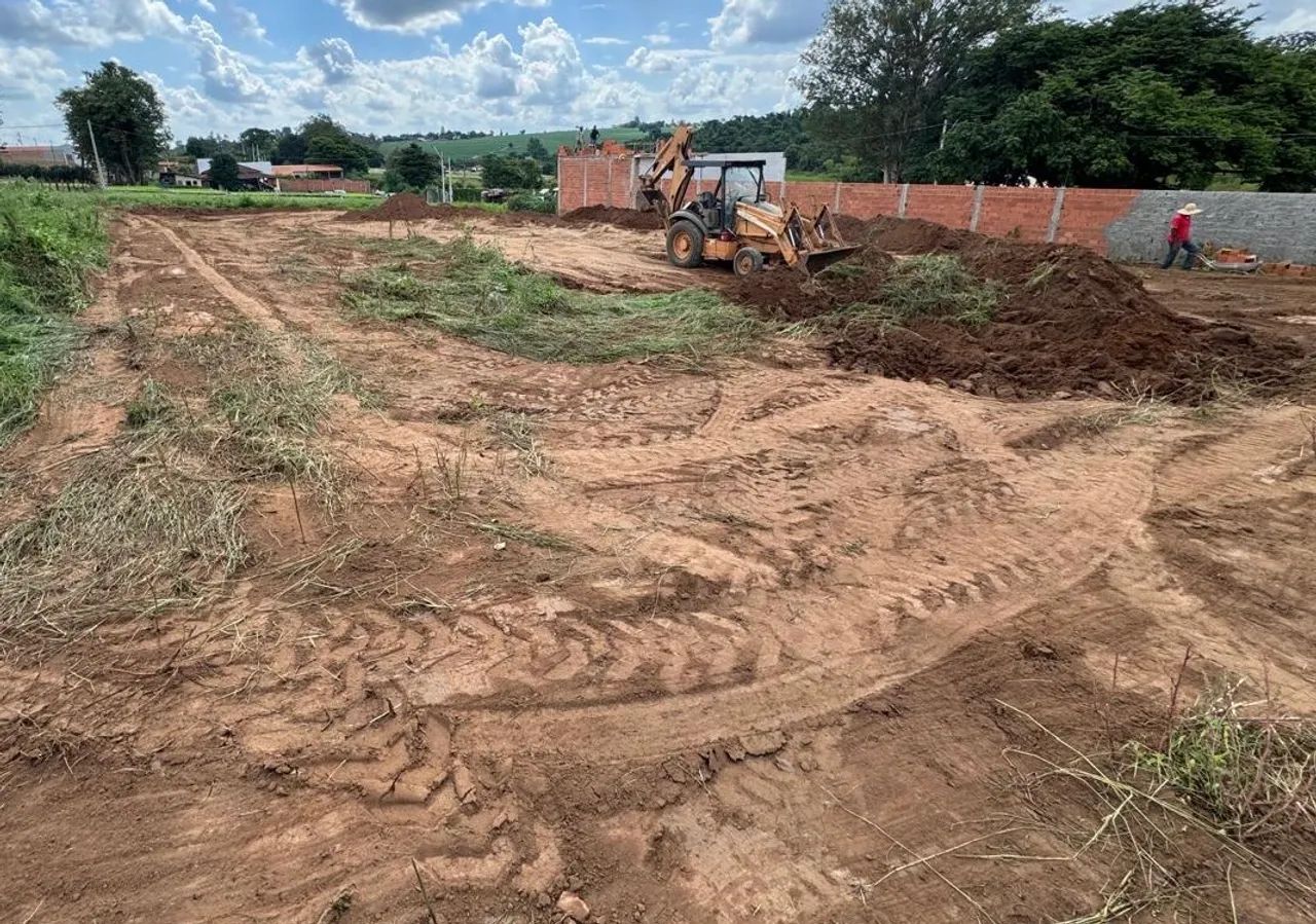 Vendo ou Troco Terreno de Chácara
