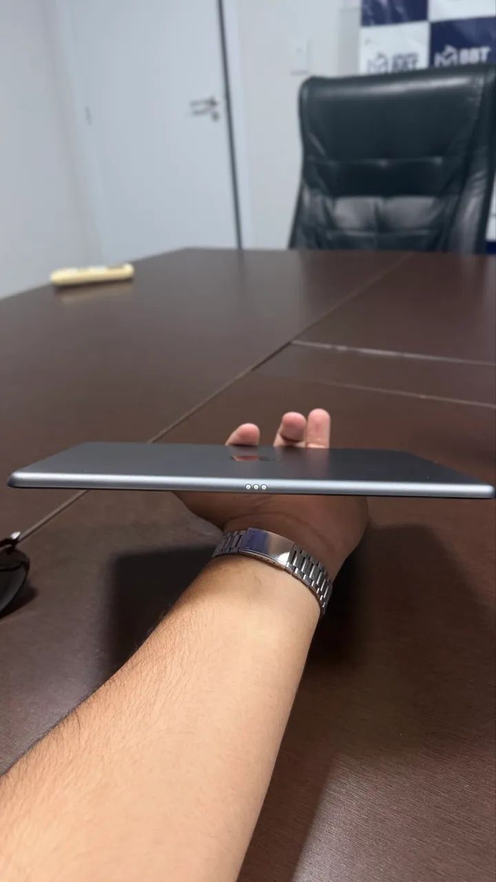 iPad (8th geração) 128Gb Wi-Fi  - Foto 2