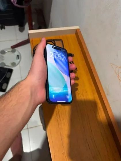 IPHONE 15 87% DE BATERIA E 256gb - Foto 2