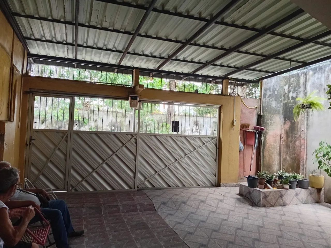 Bairro Armando Mendes - Casa com 2 pisos - 3 quartos, sendo 1 suíte  - Foto 5