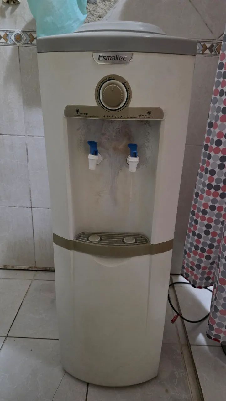 Bebedouro Esmaltec 110V