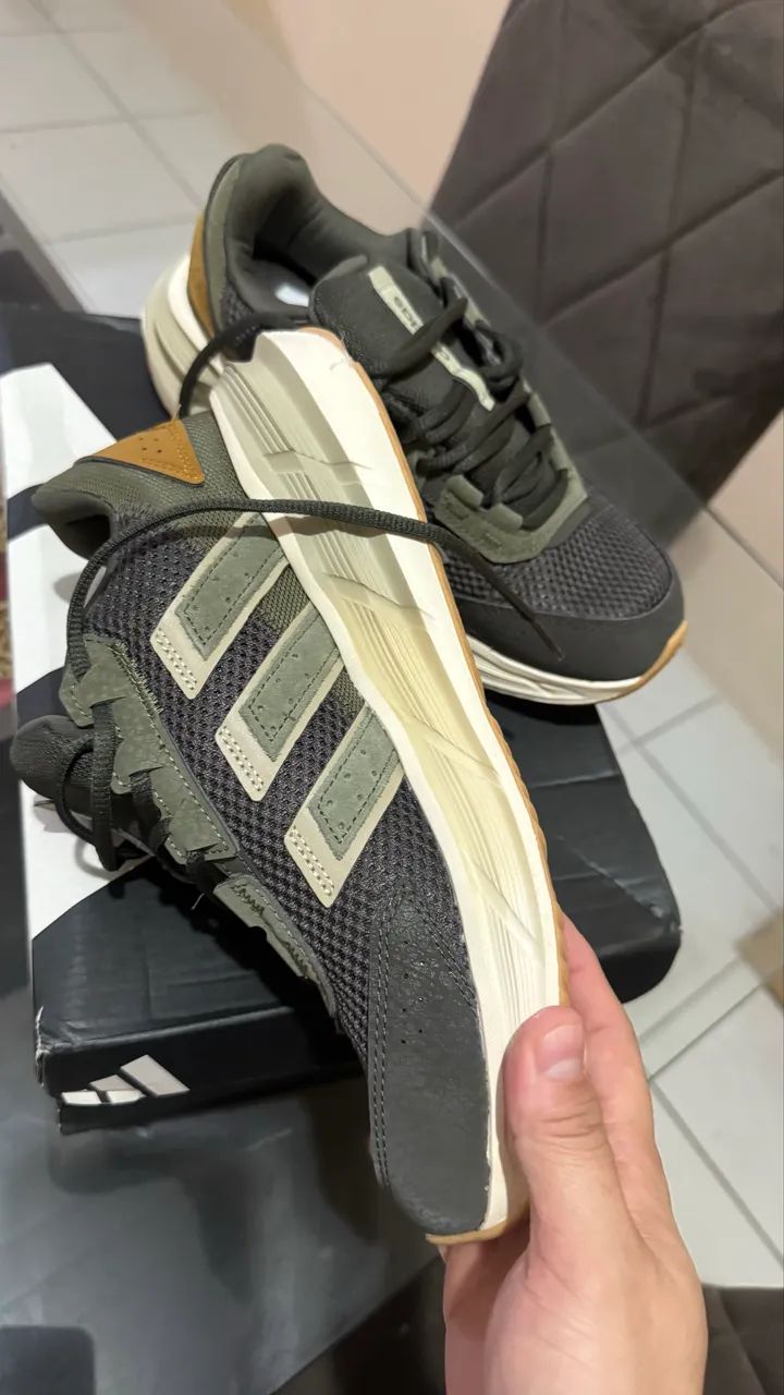 Tênis Adidas Astrastar 