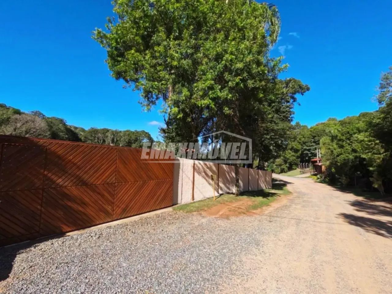 CHÁCARA À VENDA - IBIÚNA COND. RESIDENCIAL CENTER COCAIS