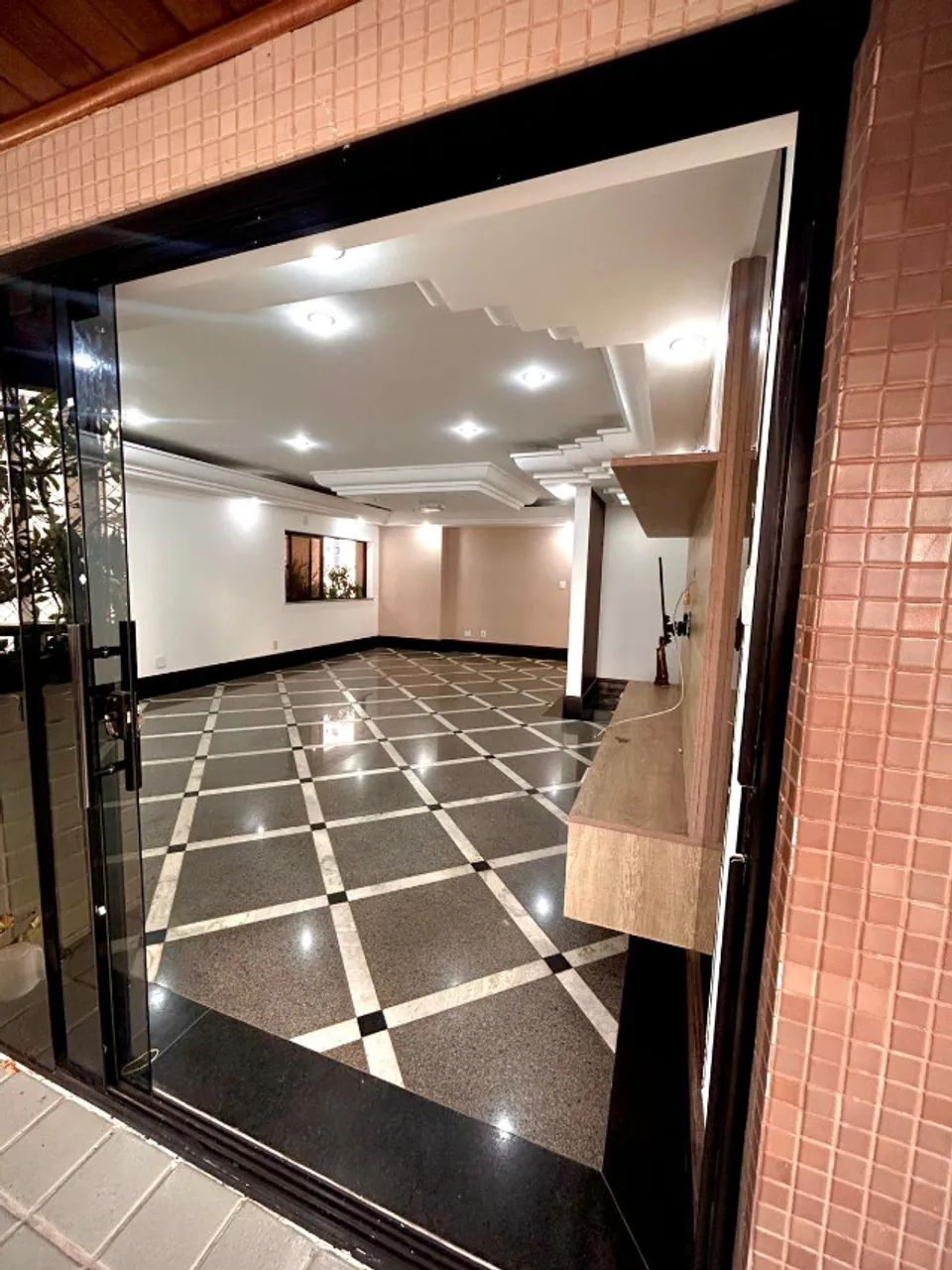 Apto, 300m², 5/4, 4 vgs no Edifício Otávio Meira  - Foto 2