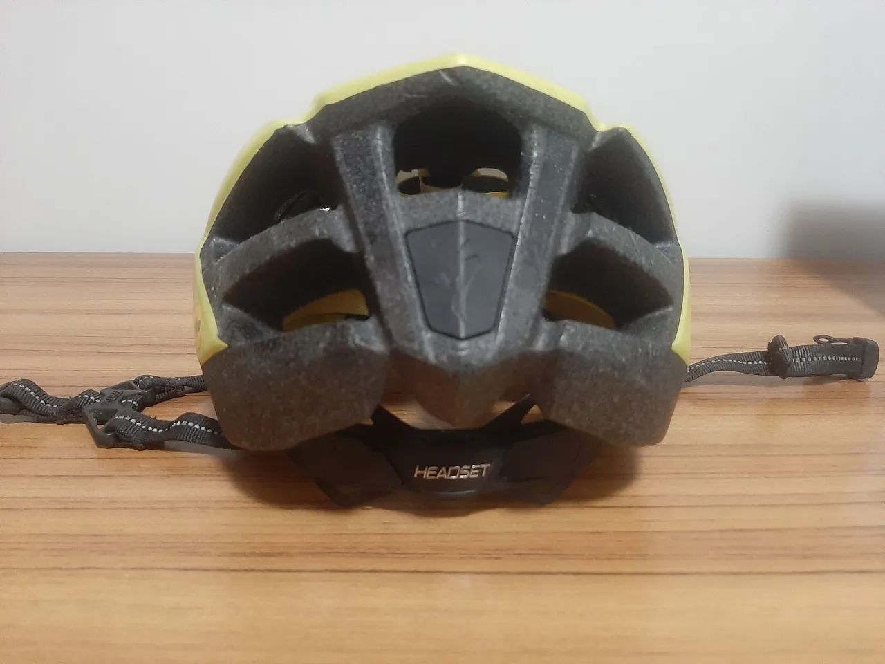 Capacete Specialized Chamonix Mips tamanho M  - Foto 3