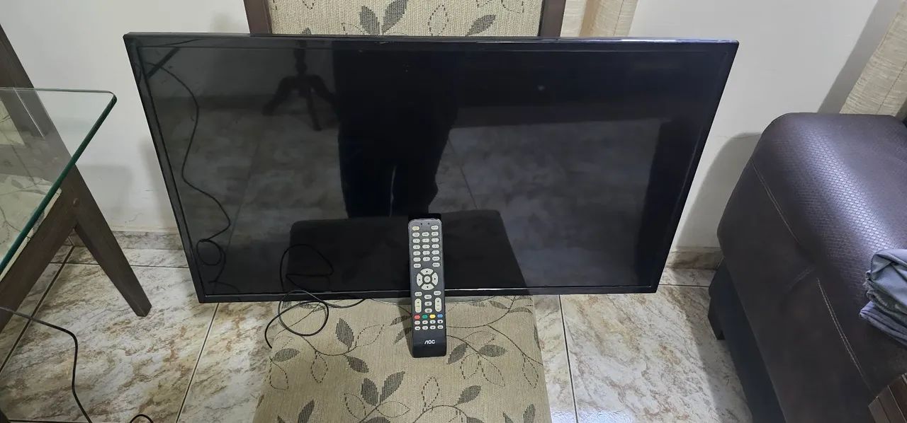 Tv AOC 32" LEIA A DESCRIÇÃO!!!