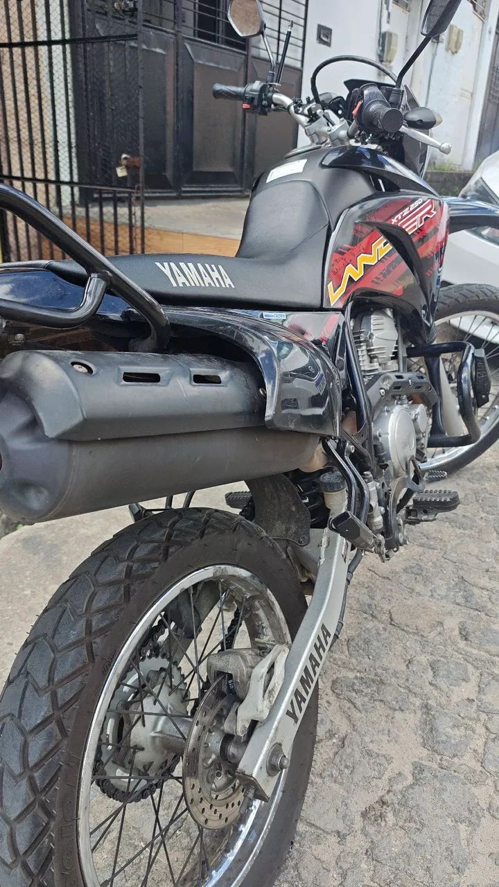 XTZ LANDER 250 2018 - Foto 3
