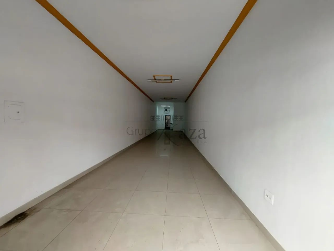Ponto Comercial - Centro - Jacareí - 85m²