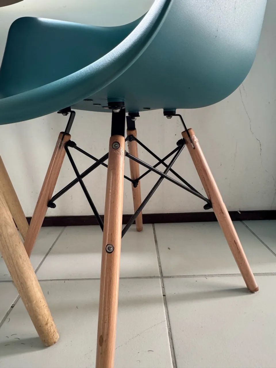 CONJUNTO MESA 70CM + 2 CADEIRAS  - Foto 3