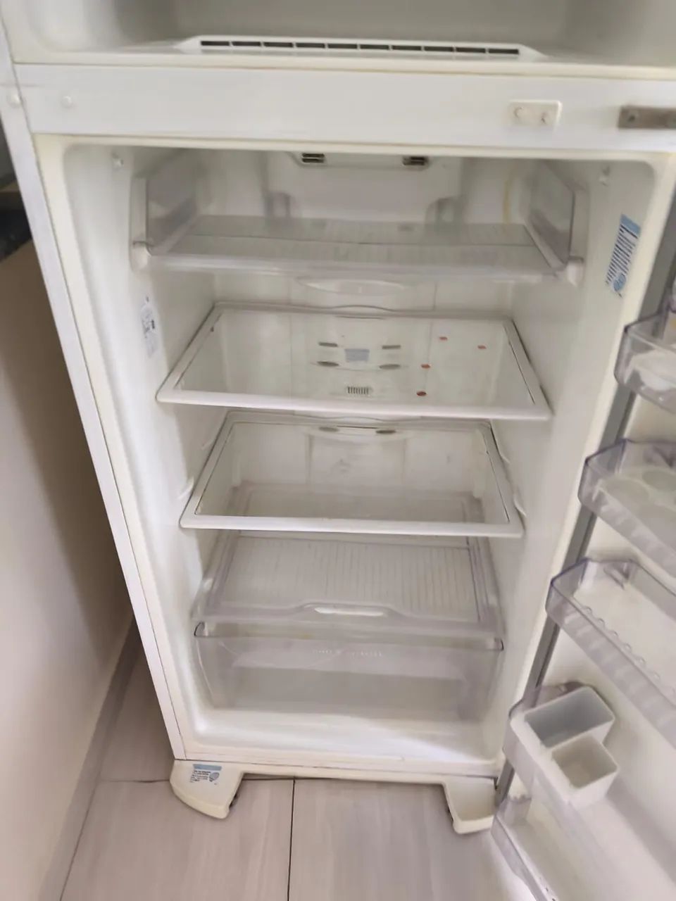 Geladeira Eletrolux  - Foto 2