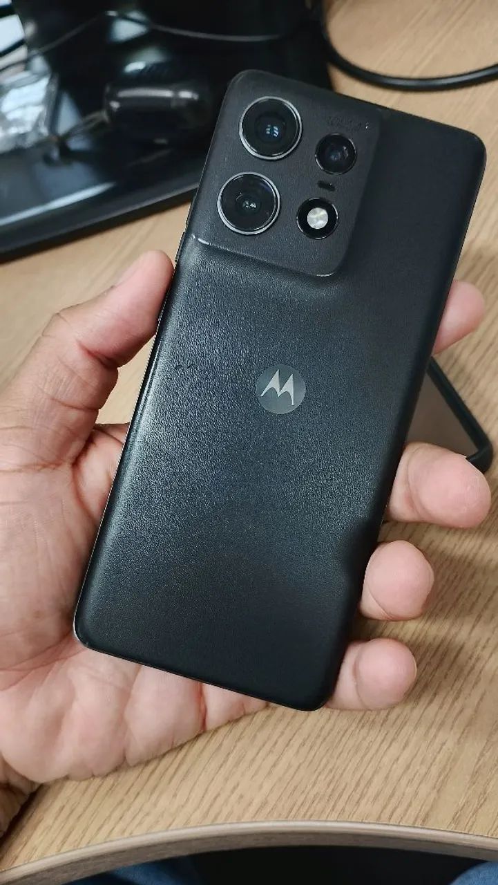 Moto Edge 50 Pro 256GB