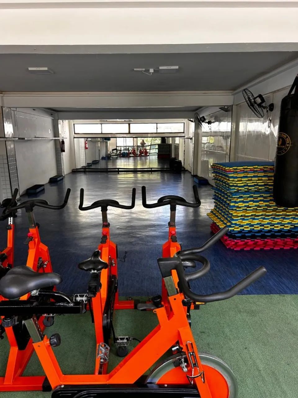 Vendo academia completa impecável  - Foto 5