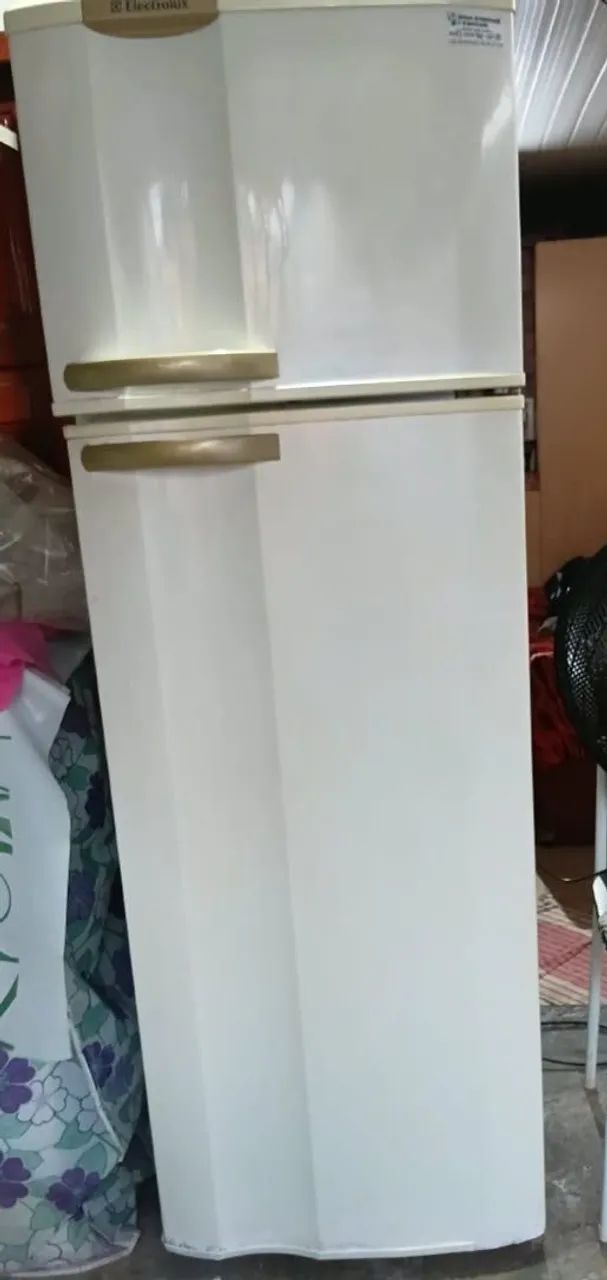 Geladeira Eletrolux