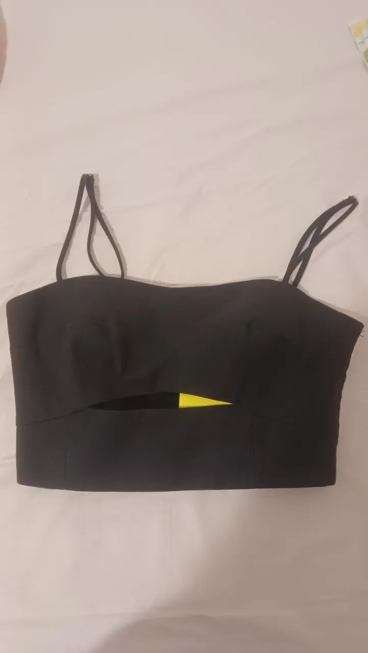 2 Tops Cropped originais da farm. Oportunidade! 