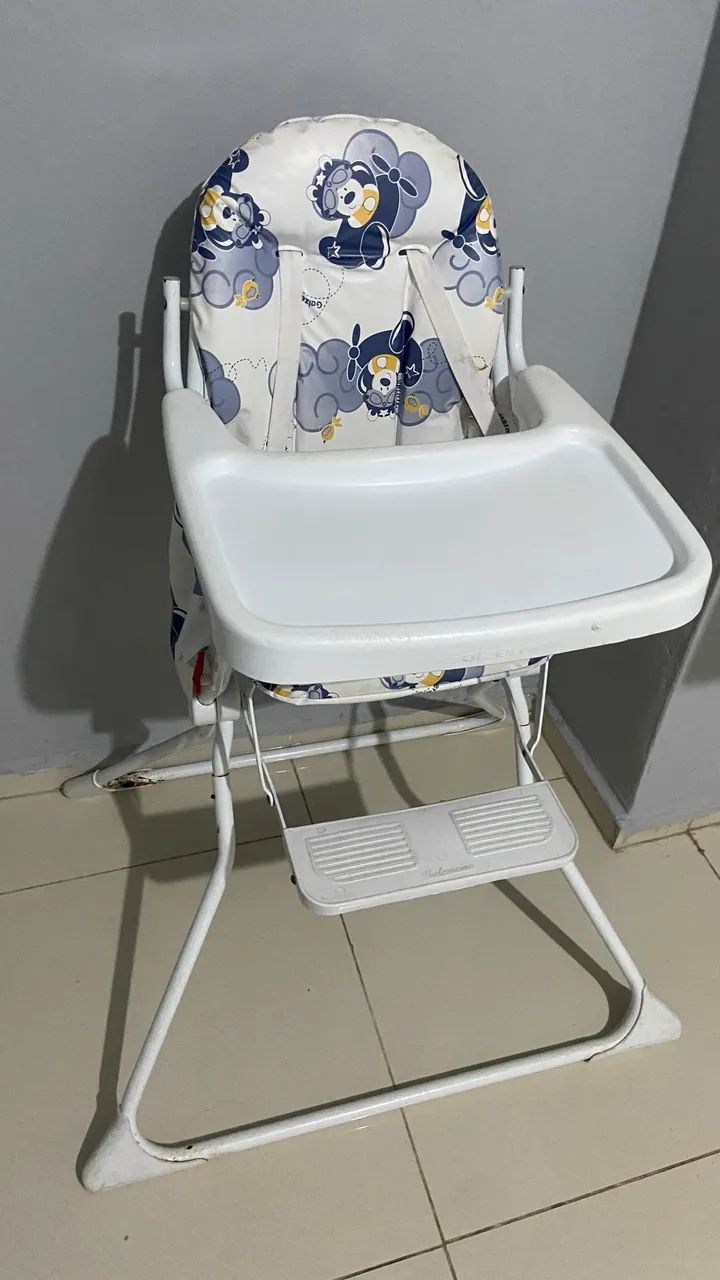 Cadeirinha de alimentação 