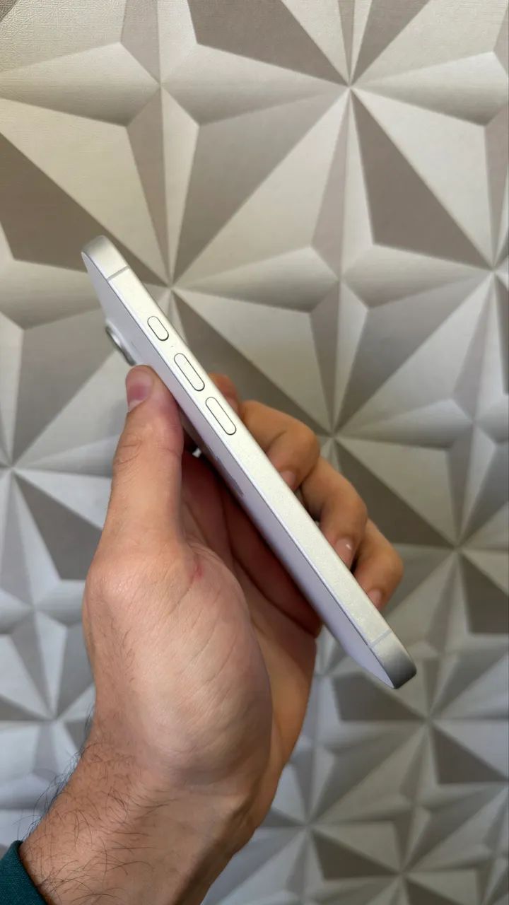 iPhone 16 128GB | Branco 90%  - Foto 3