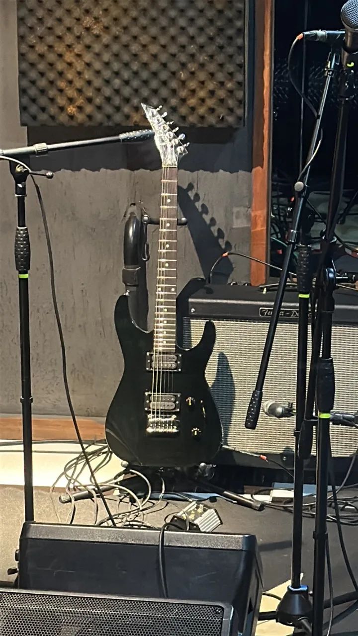 Guitarra Jackson Dinky J12