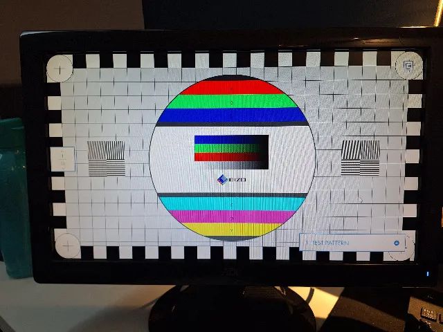 Monitor AOC 1366x768 18.5", VGA, VESA + cabos (funcionando perfeitamente)