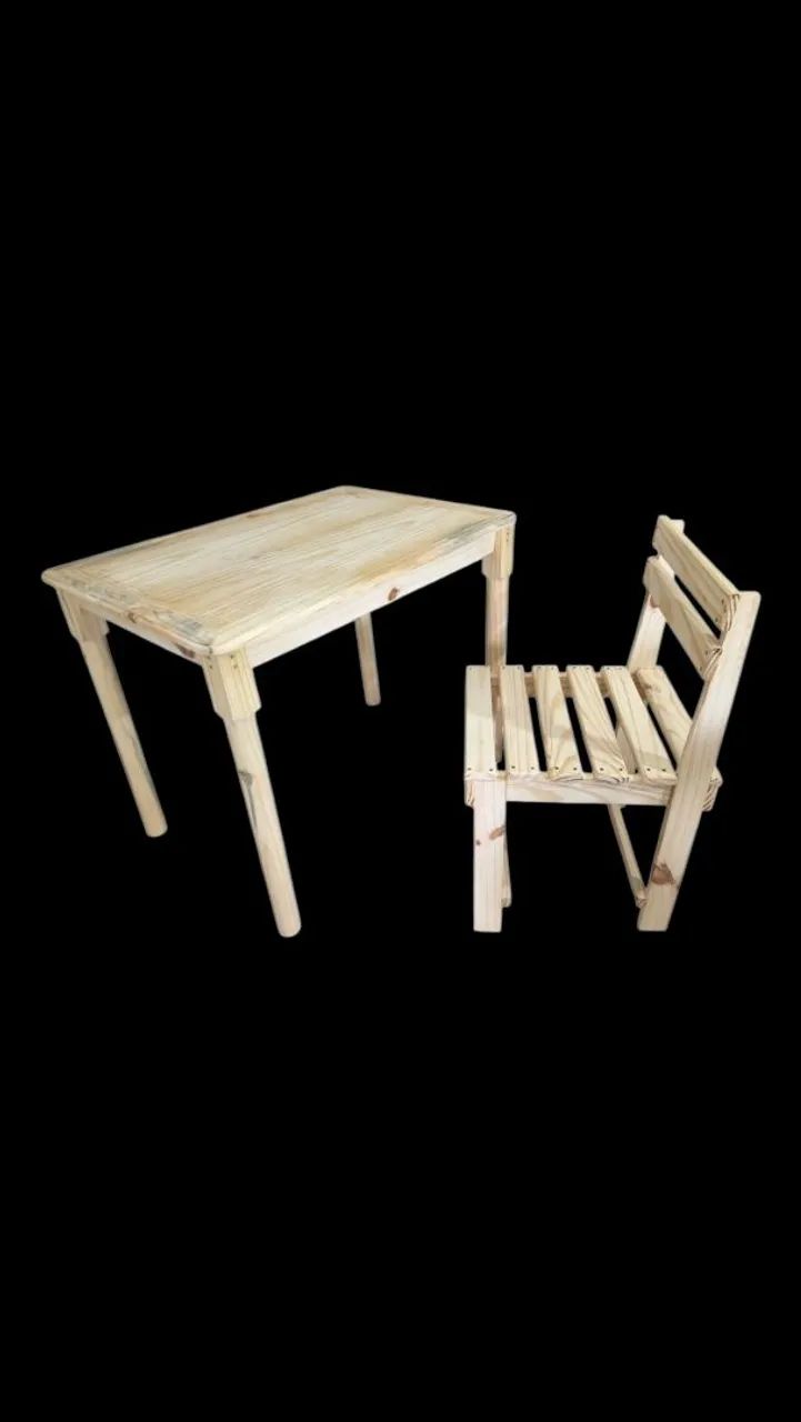 Mesa com Cadeira de Pinus - Foto 2