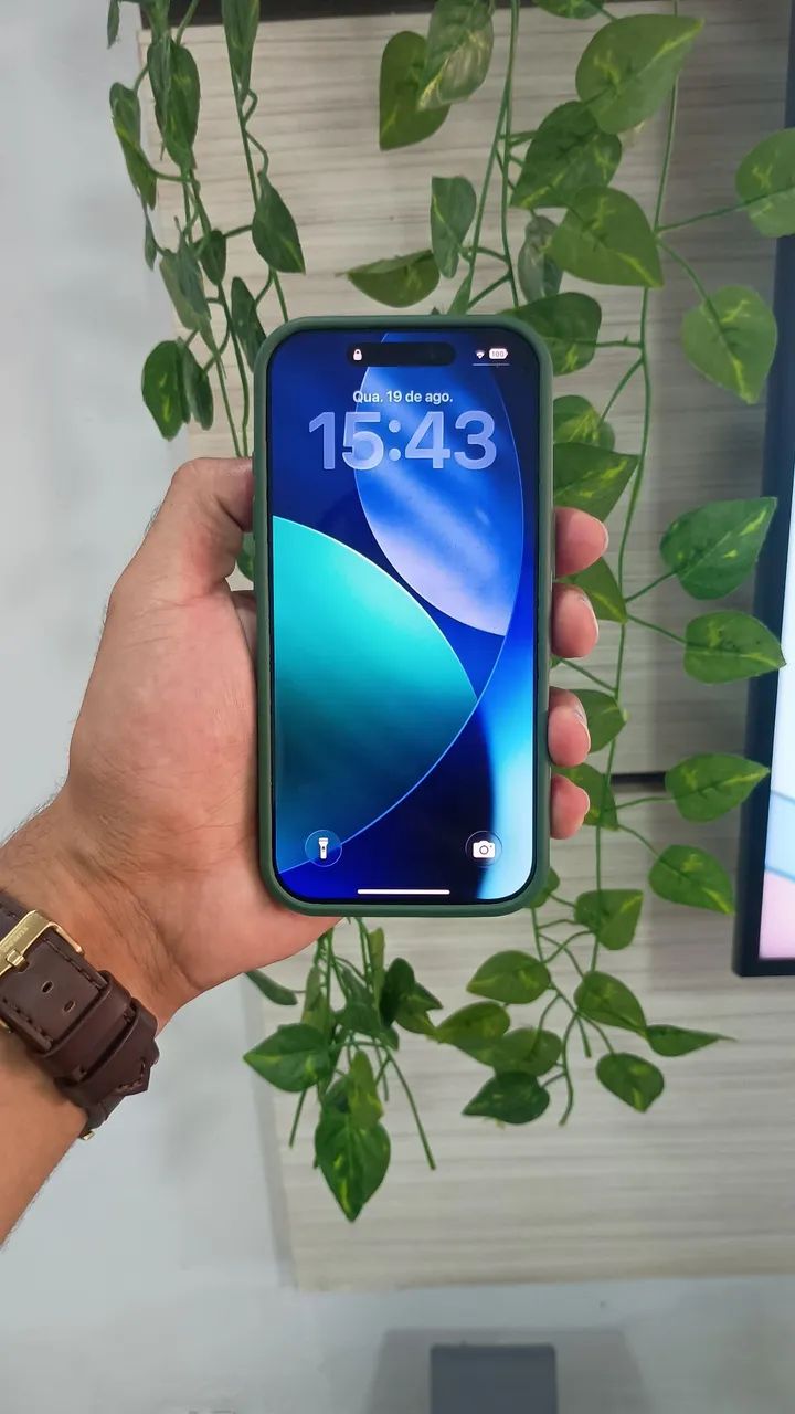 iPhone 16 Pro