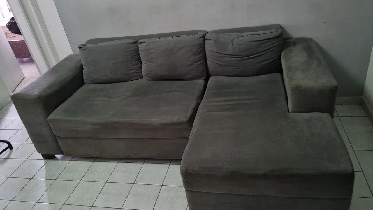 Sofá com Chaise