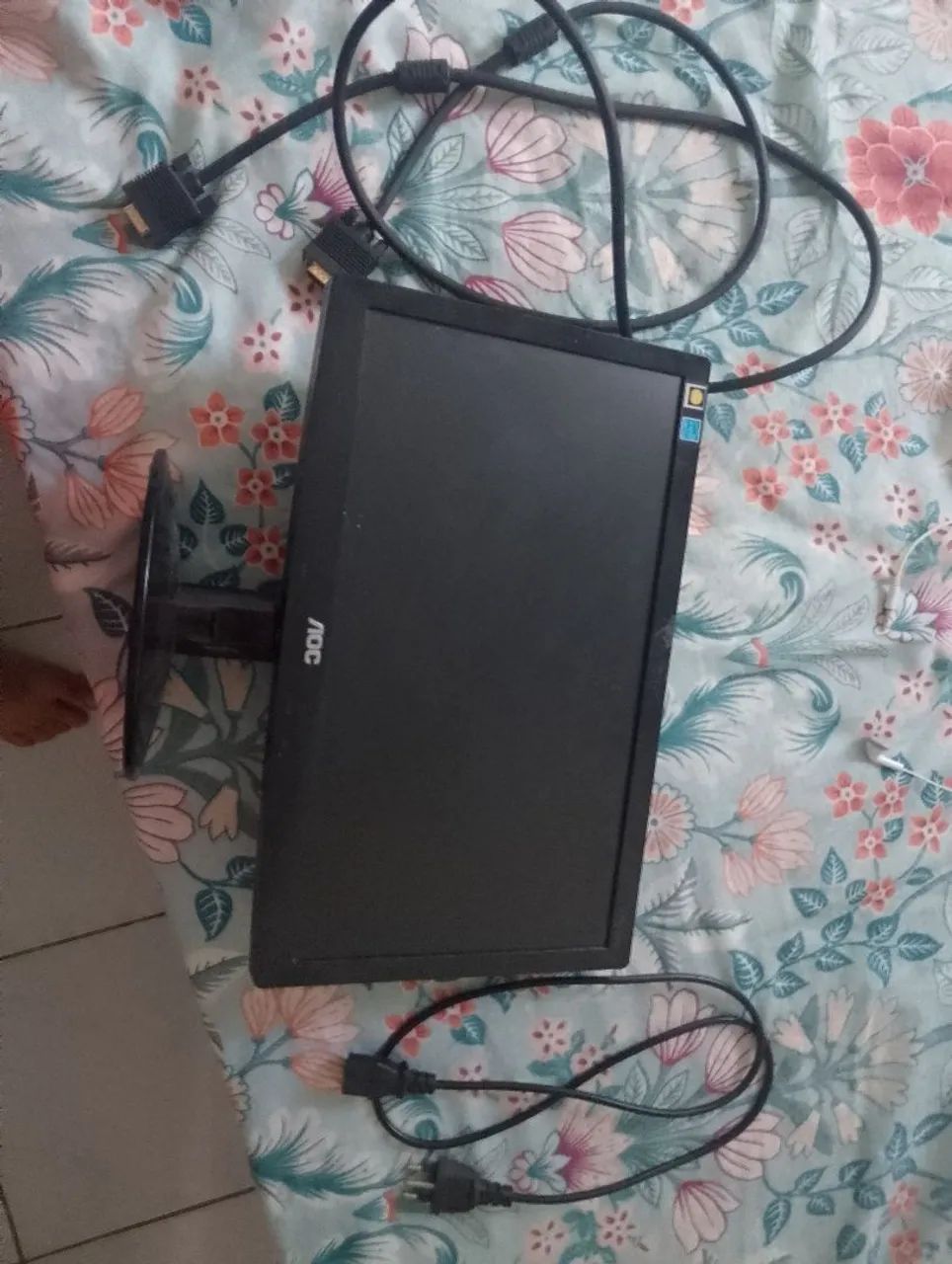 Monitor AOC e1621sw 16 Polegadas, Usado + Cabo de Força  Energia e VGA(em perfeito estado)