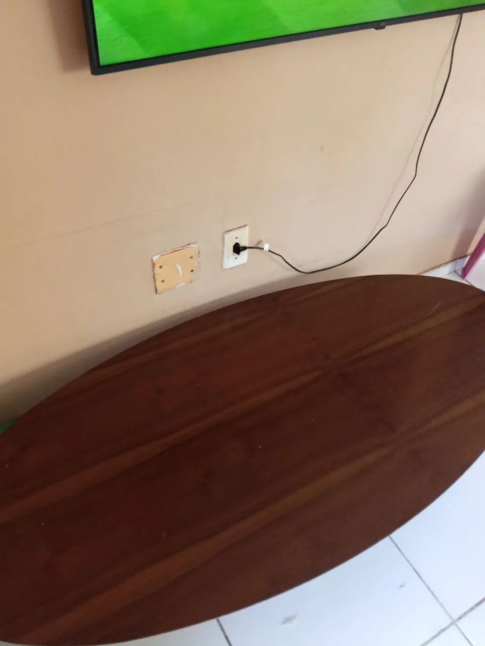 VENDO MESA FEITA EM MADEIRA 