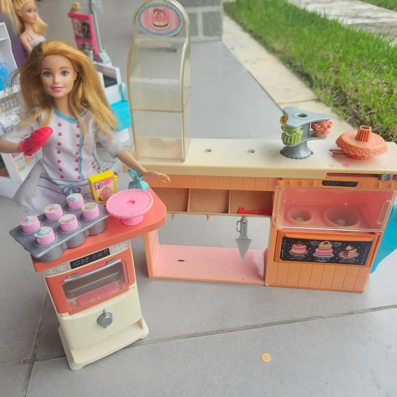 Cidade da Barbie (Sem a barbie da cadeira de rodas, pois vendida separadamente) - Foto 2