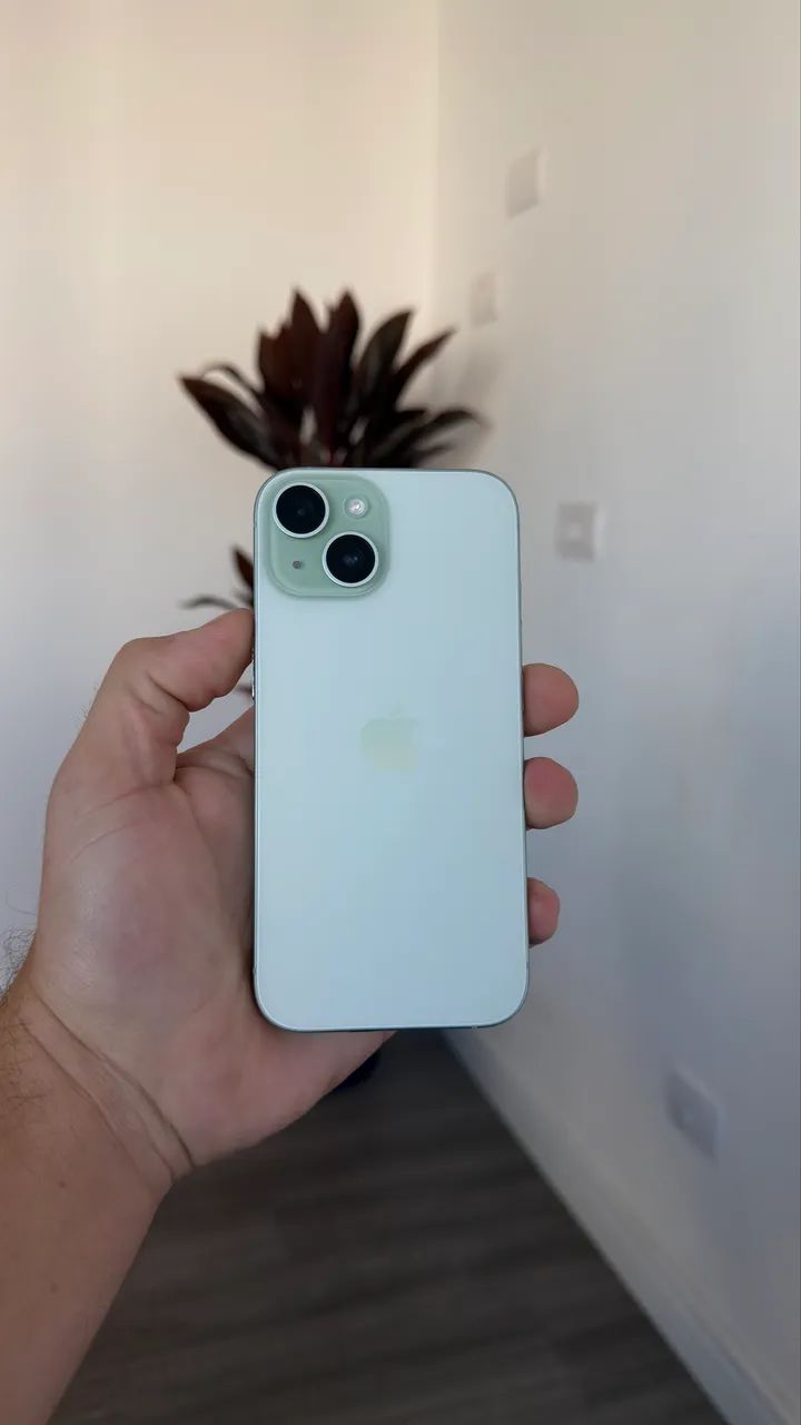 iPhone 15 128gb perfeito estado 