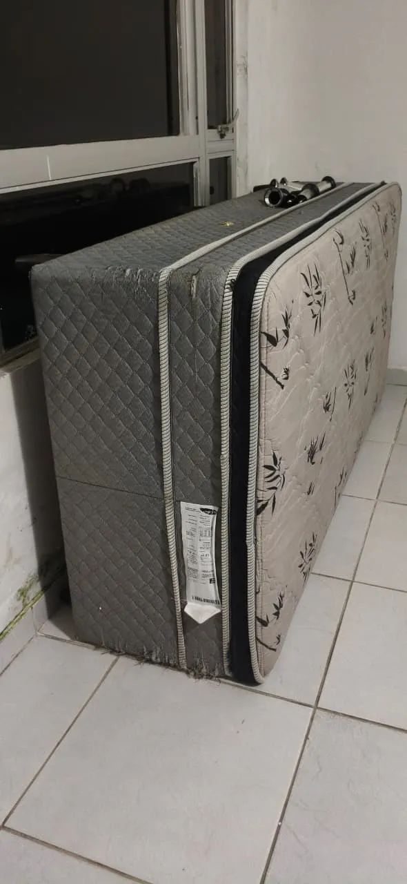 Cama solteiro conjugada perfeito estado - Foto 2
