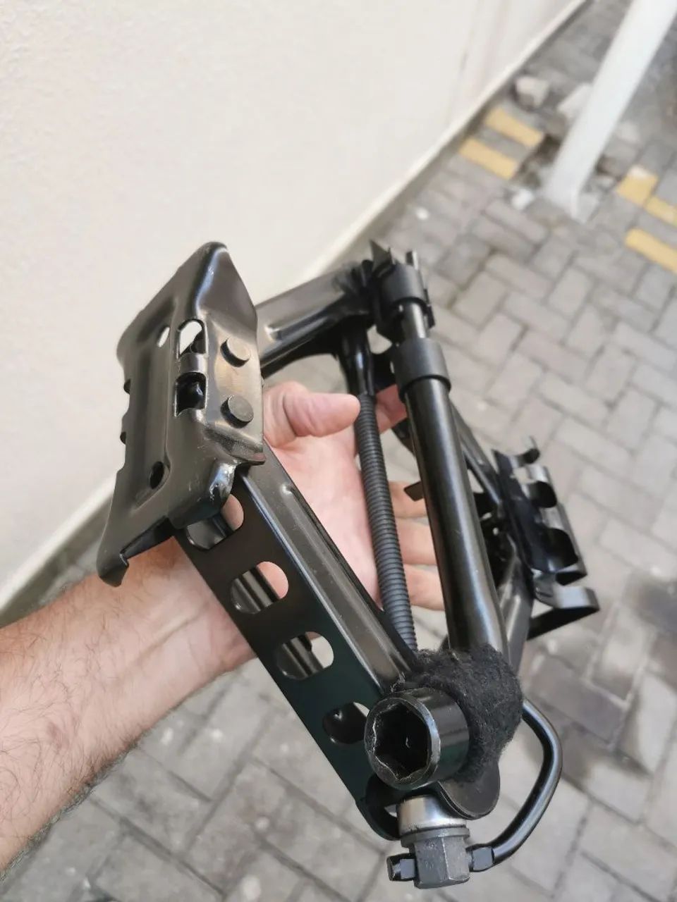 Macaco para automóvel - nunca usado - Foto 3