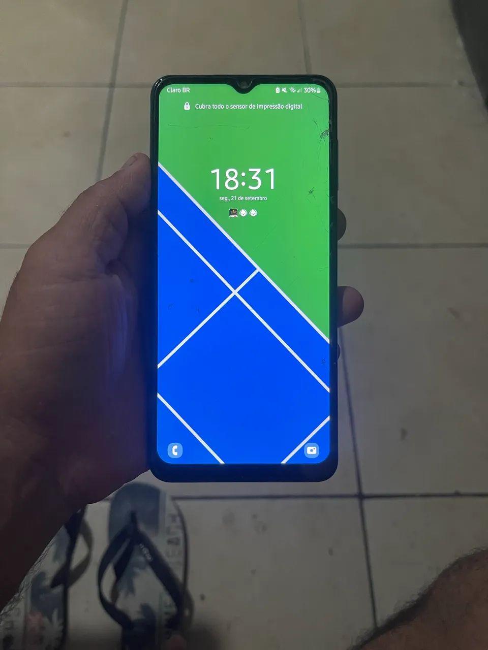 Celular m12
