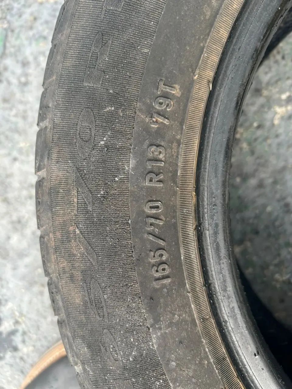 pneu 165/ 70 R13 OPORTUNIDADE