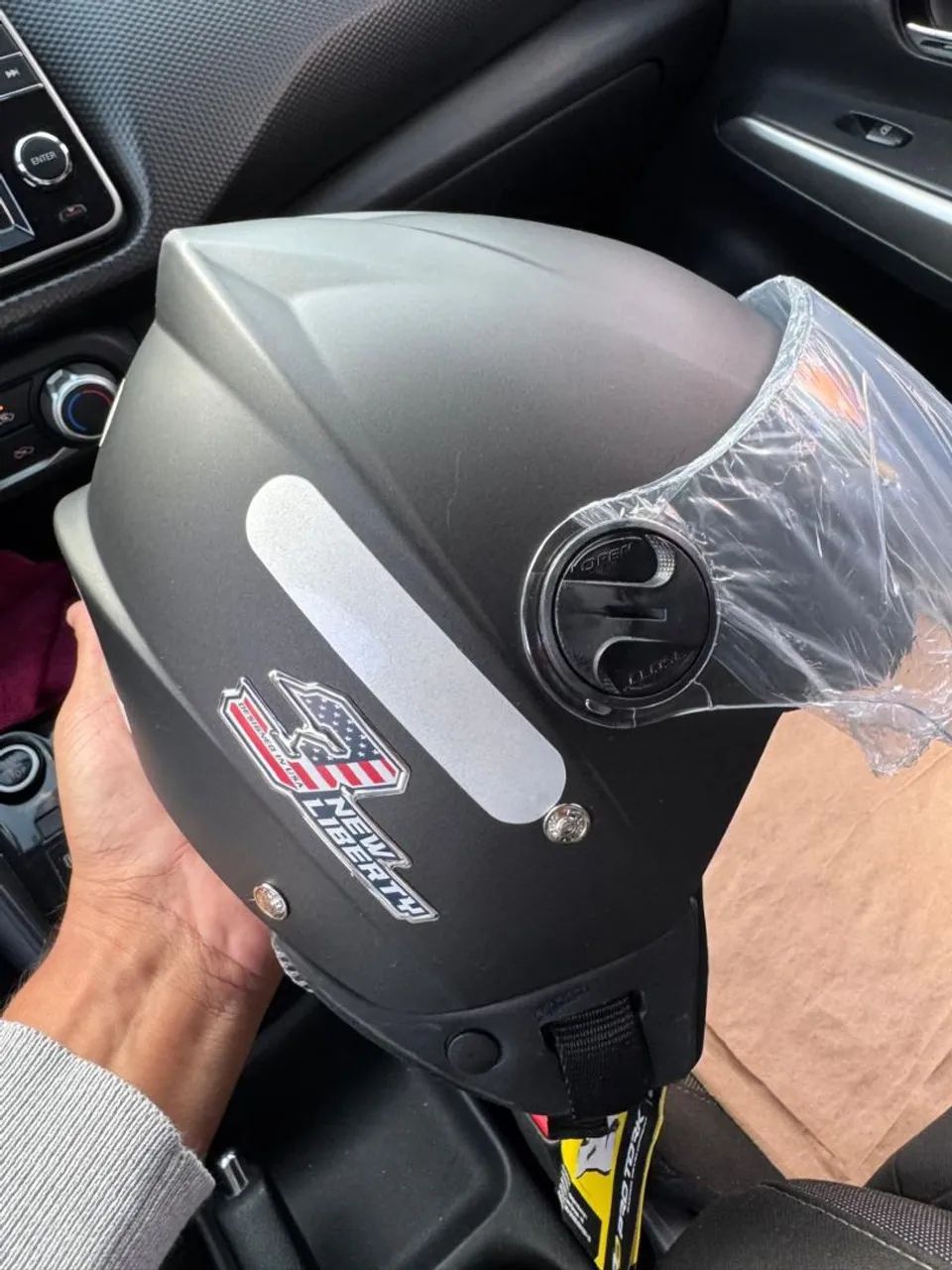 Capacete novo - Foto 2