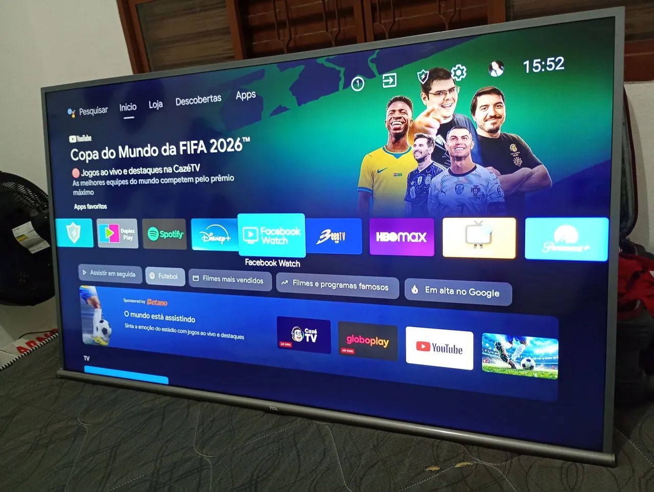 Vendo essa tv da TCL 50 polegadas smart 4k Android 