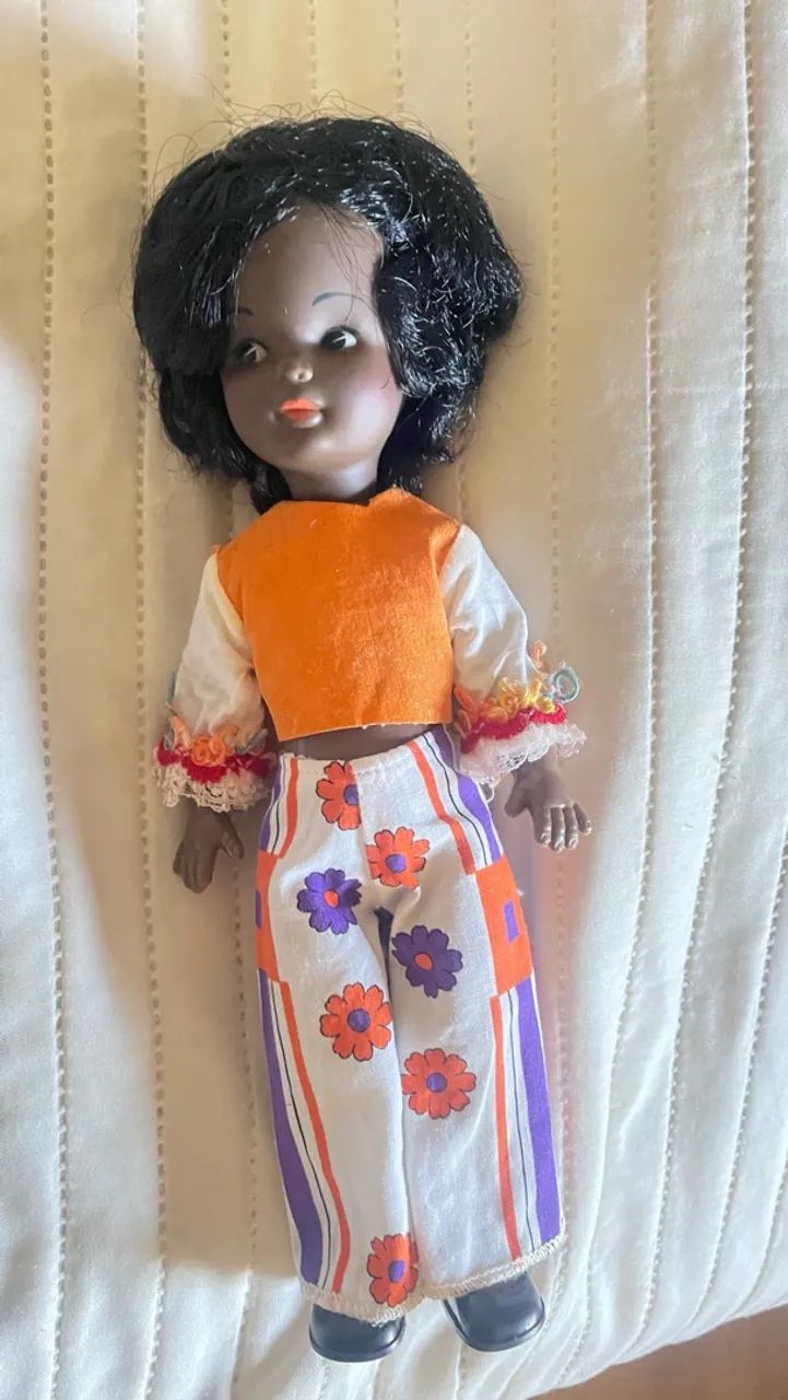 Boneca antiga estrela