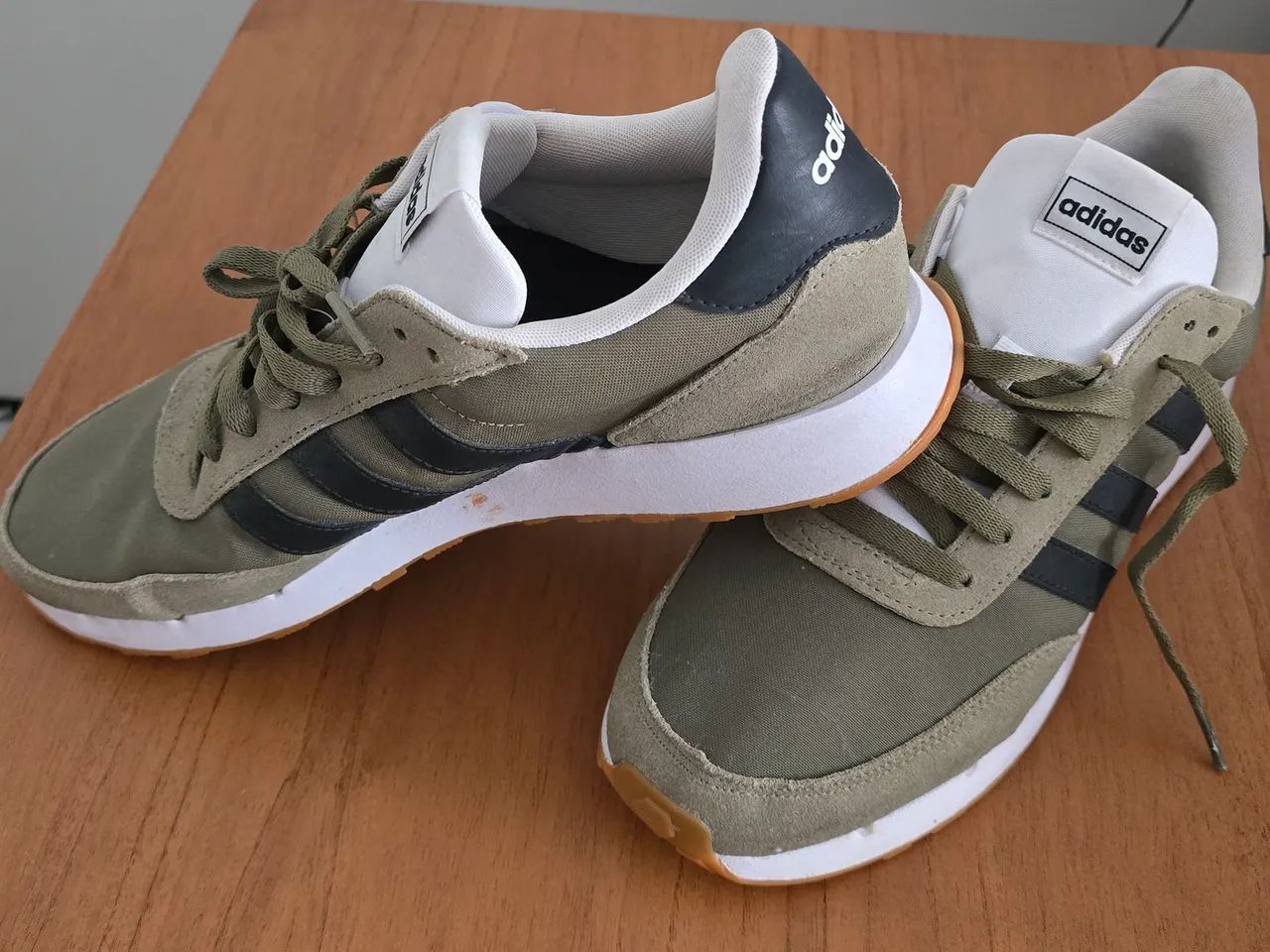 TÊNISS ADIDAS VERDE  - Foto 4