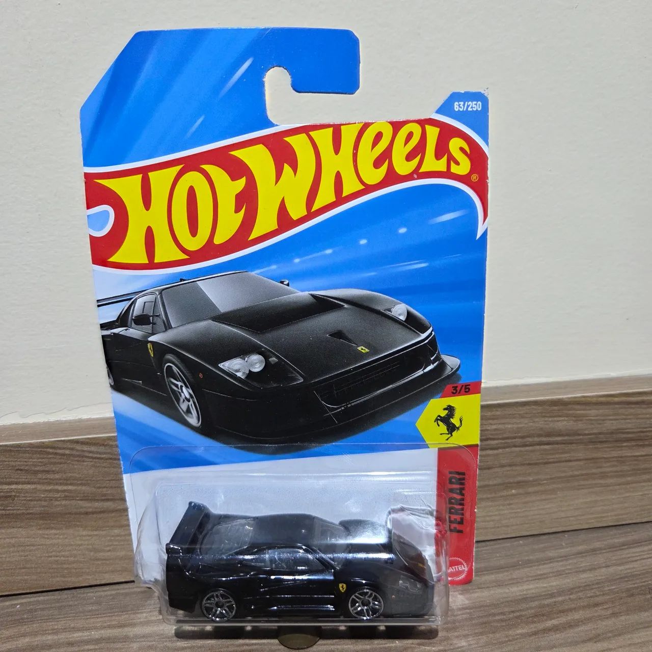 Hot wheels Ferrari F40 Competizione Preta - Brinquedos e Jogos