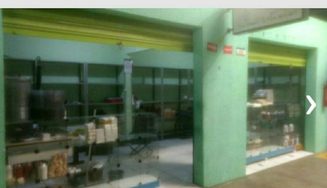 Vende-se um ponto comercial no mercado senhora Santana