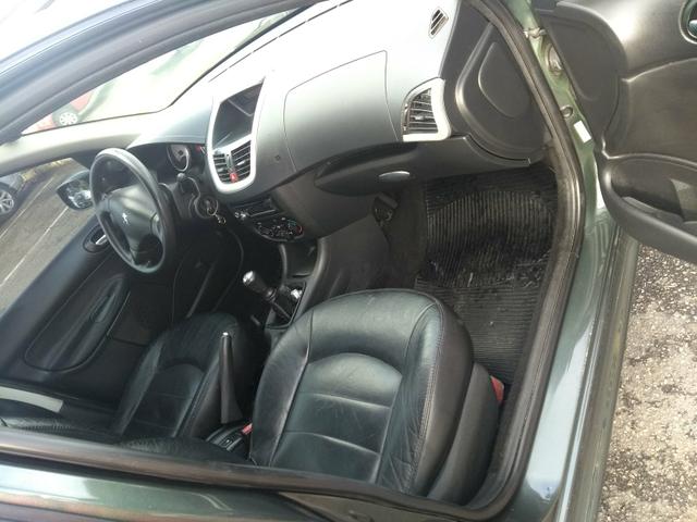 Peugeot 207 1.4 xr s 2011 top - Foto 6