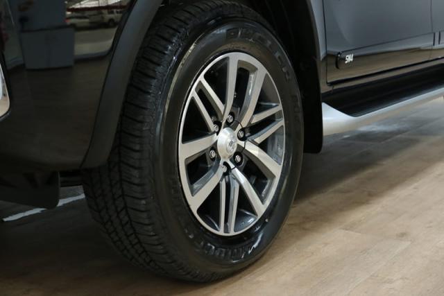 TOYOTA SW4 DSL 4X4 SRX AT 7S 19/20 - Foto 13