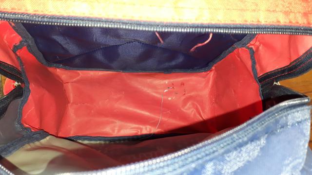 Mochila infantil tamanho médio, com 2 bolsos na lateral - Foto 4