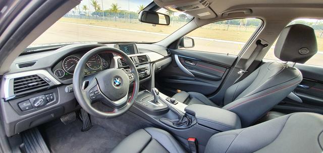 BMW 320i Sport 2018/18 10.000 km rodados - Foto 8