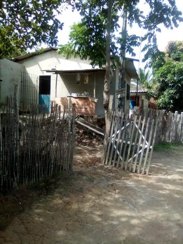 Vendo casa com sítio