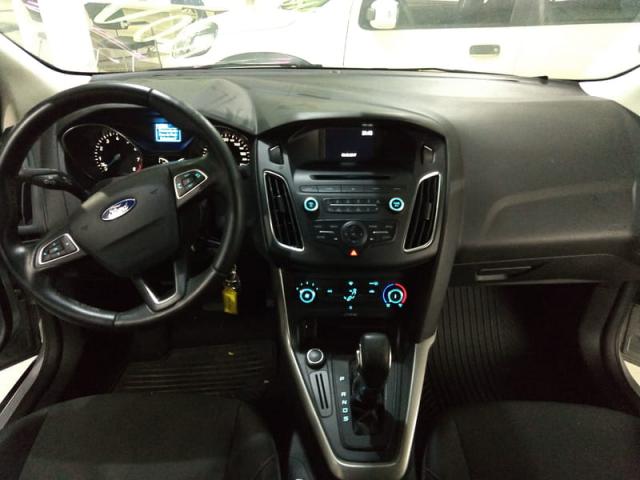 FORD FOCUS SEDAN SE 2.0 AUT 2018 - Foto 6